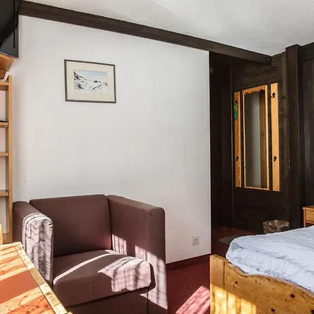 Burgener 2* サース フェー